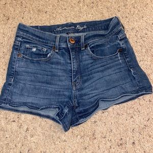 American Eagle Mid-rise shorts
